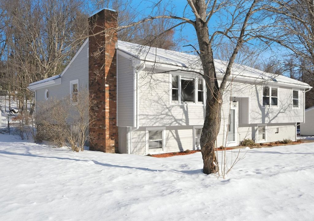 Photo of 361 Joseph Street Extension, Manchester, NH 03102 (MLS # 5071806)