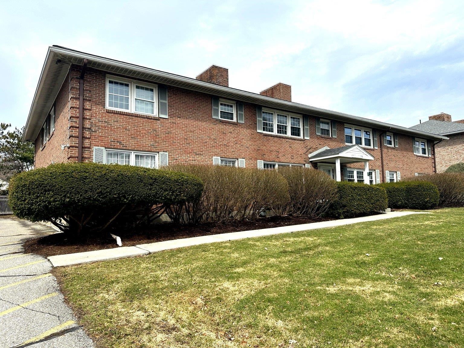 Photo 1 of 21 — 499 South Prospect Street 4, Burlington, VT 05401