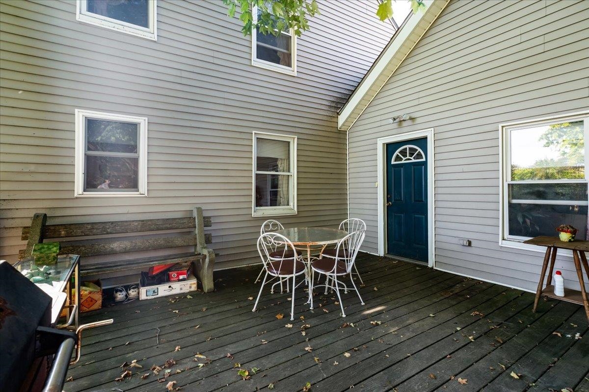 343 Charles Bancroft Highway