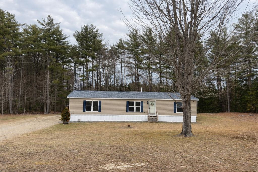 Photo of 252 Partridge Lane, Haverhill, NH 03774 (MLS # 5083650)
