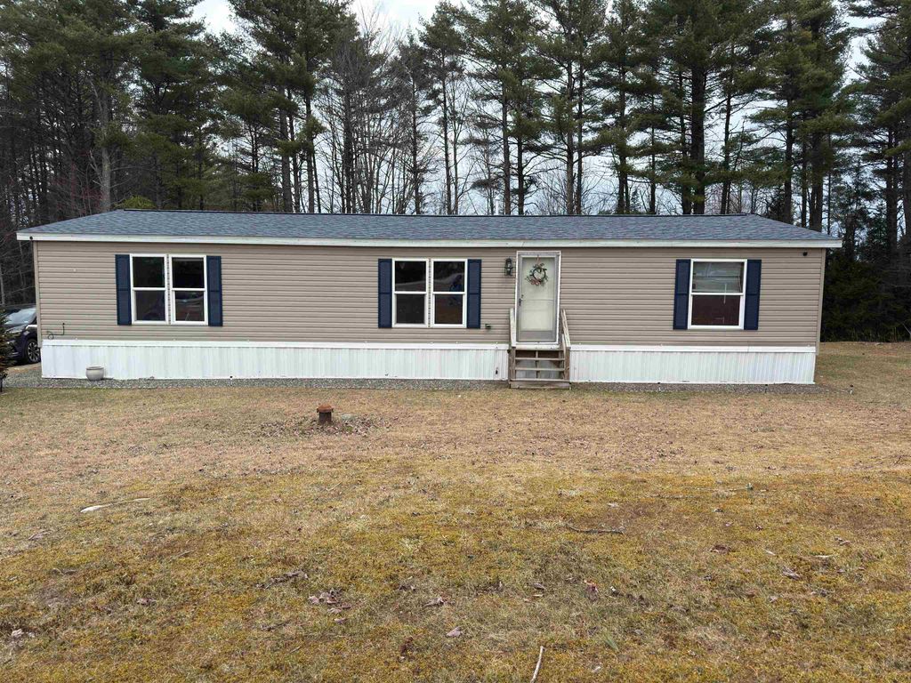 Photo of 252 Partridge Lane, Haverhill, NH 03774 (MLS # 5083650)
