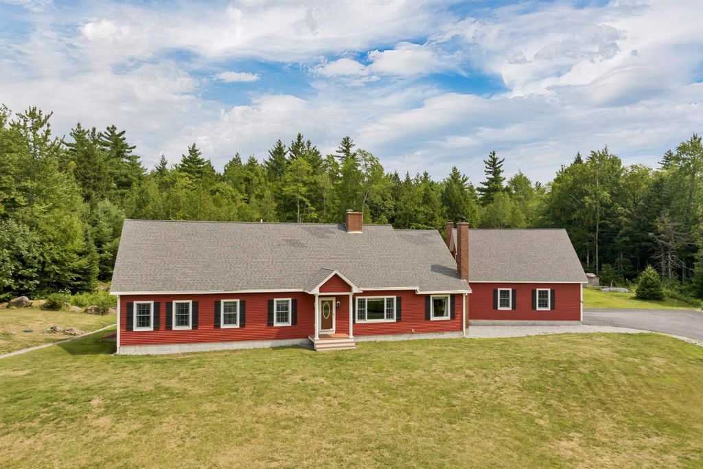 Photo of 74 N Ridge Road, Bradford, NH 03221 (MLS # 5085167)