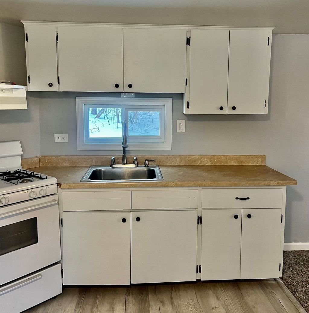 Photo of 7 Sargent Place #21, Gilford, NH 03249 (MLS # 5078733)