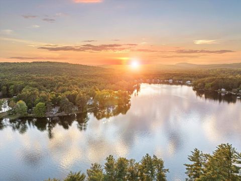 28B Shore Drive Merrimack NH 03054