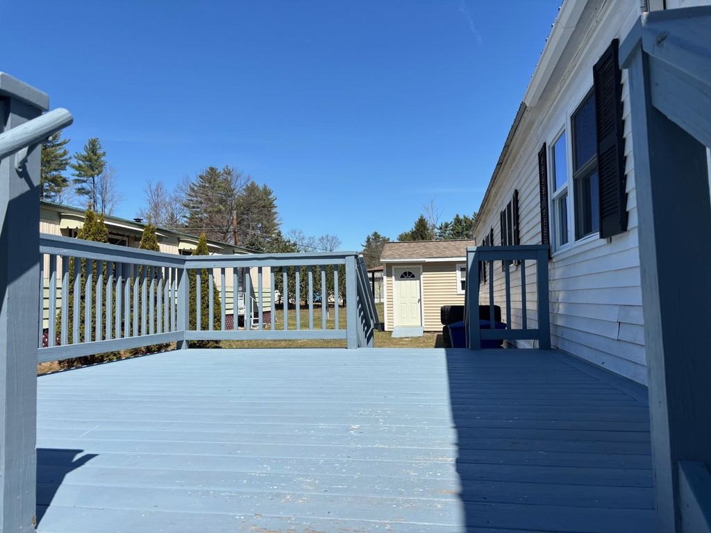 Photo of 76 Oriole Avenue, Keene, NH 03431 (MLS # 5083473)