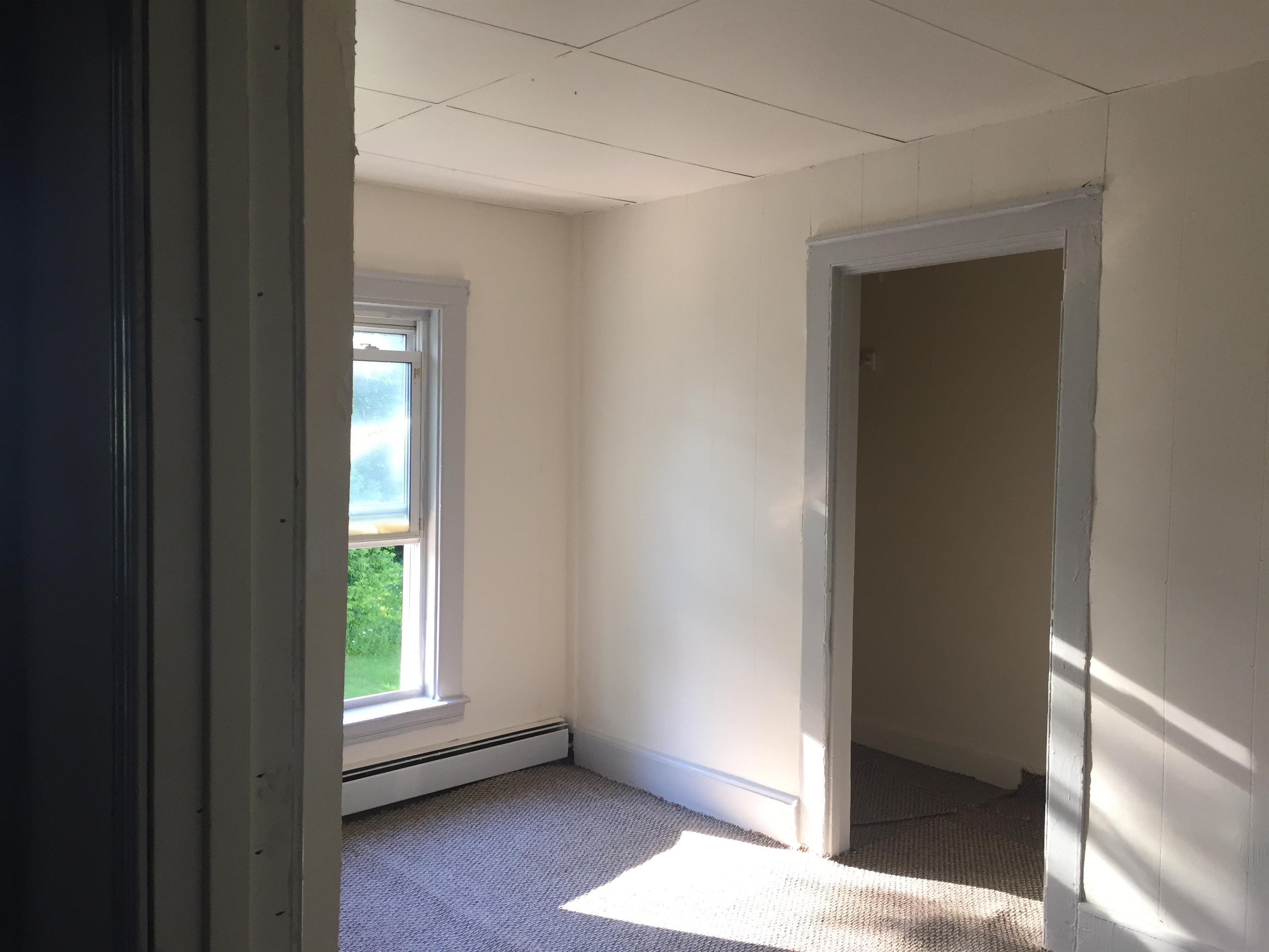 Hardwick, Vermont 05843, United States, 6 Bedrooms Bedrooms, ,Residential,Active,98828