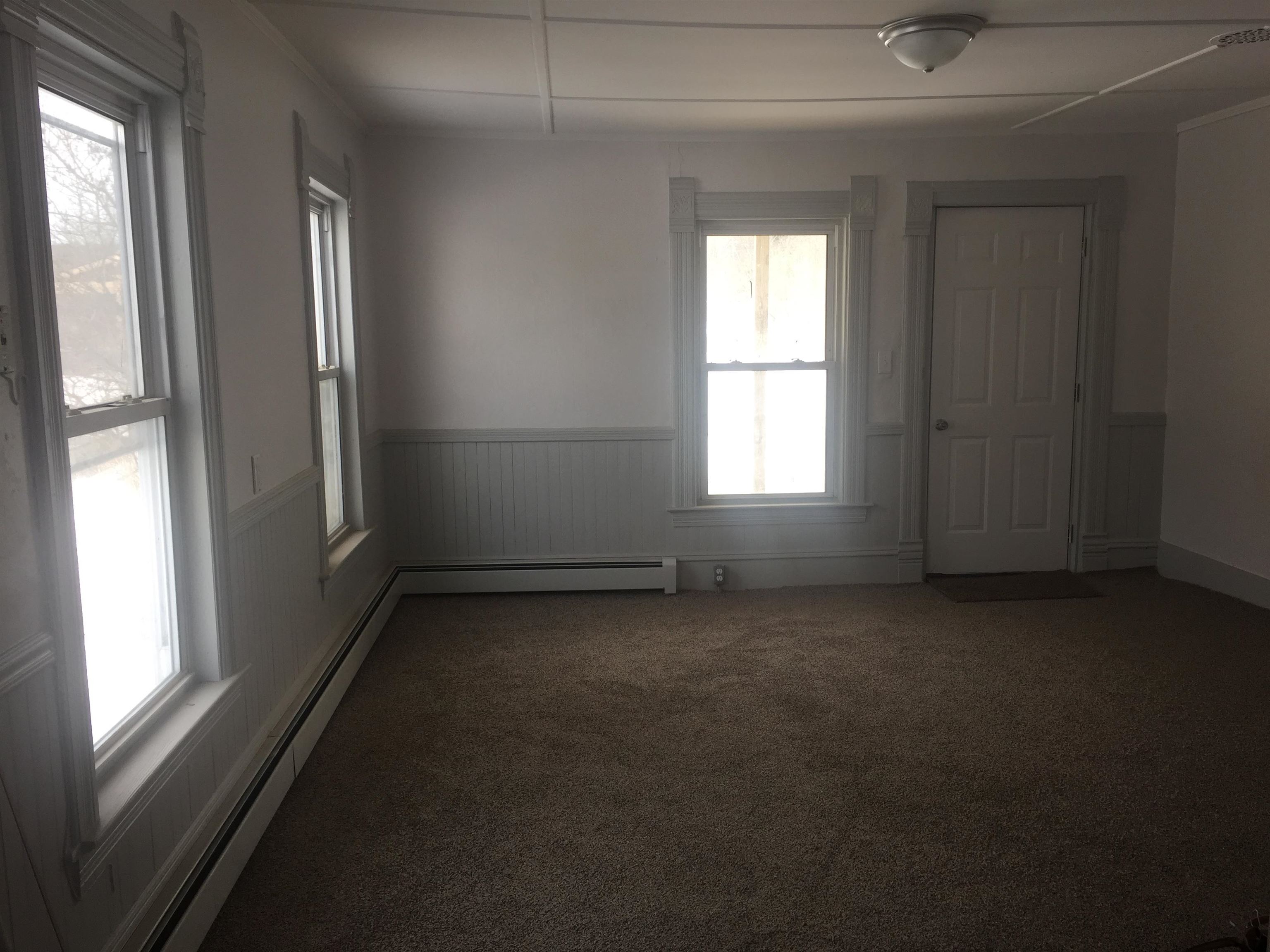 Hardwick, Vermont 05843, United States, 6 Bedrooms Bedrooms, ,Residential,Active,98828