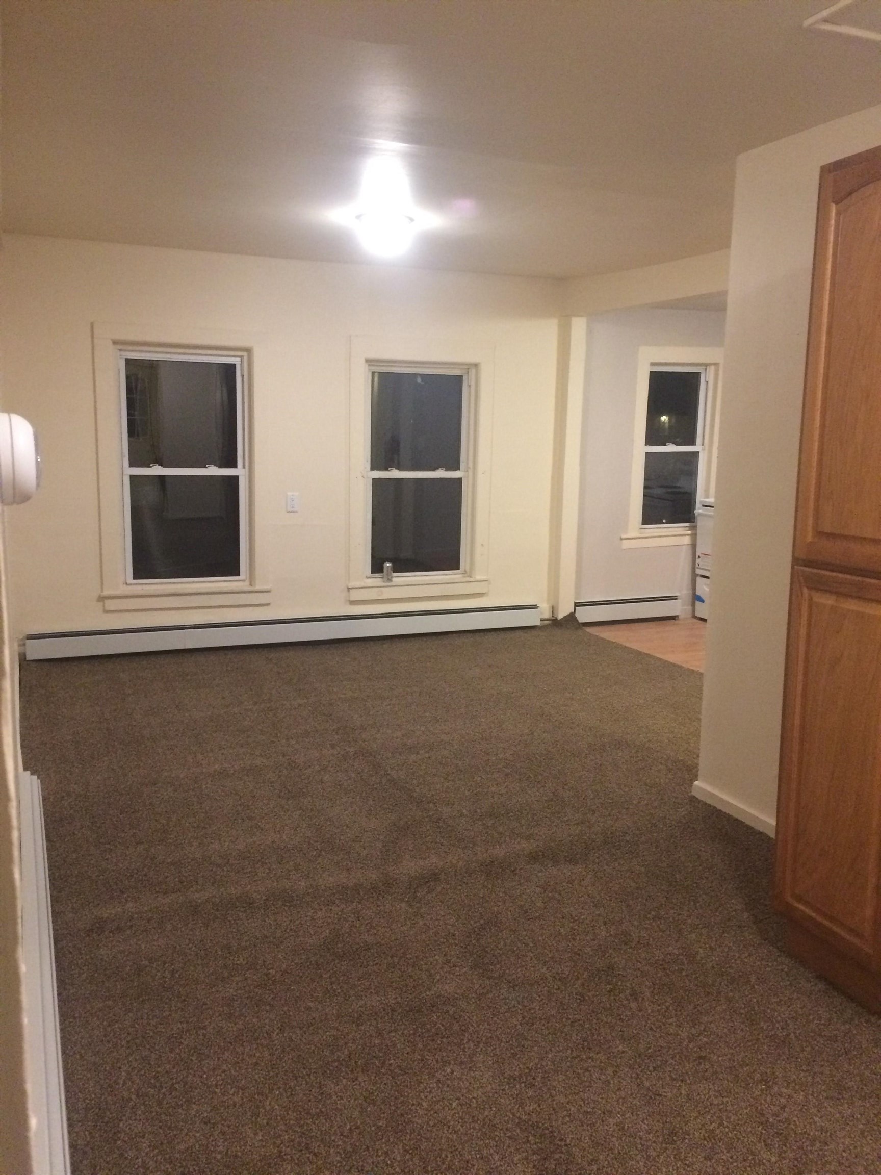 Hardwick, Vermont 05843, United States, 6 Bedrooms Bedrooms, ,Residential,Active,98828