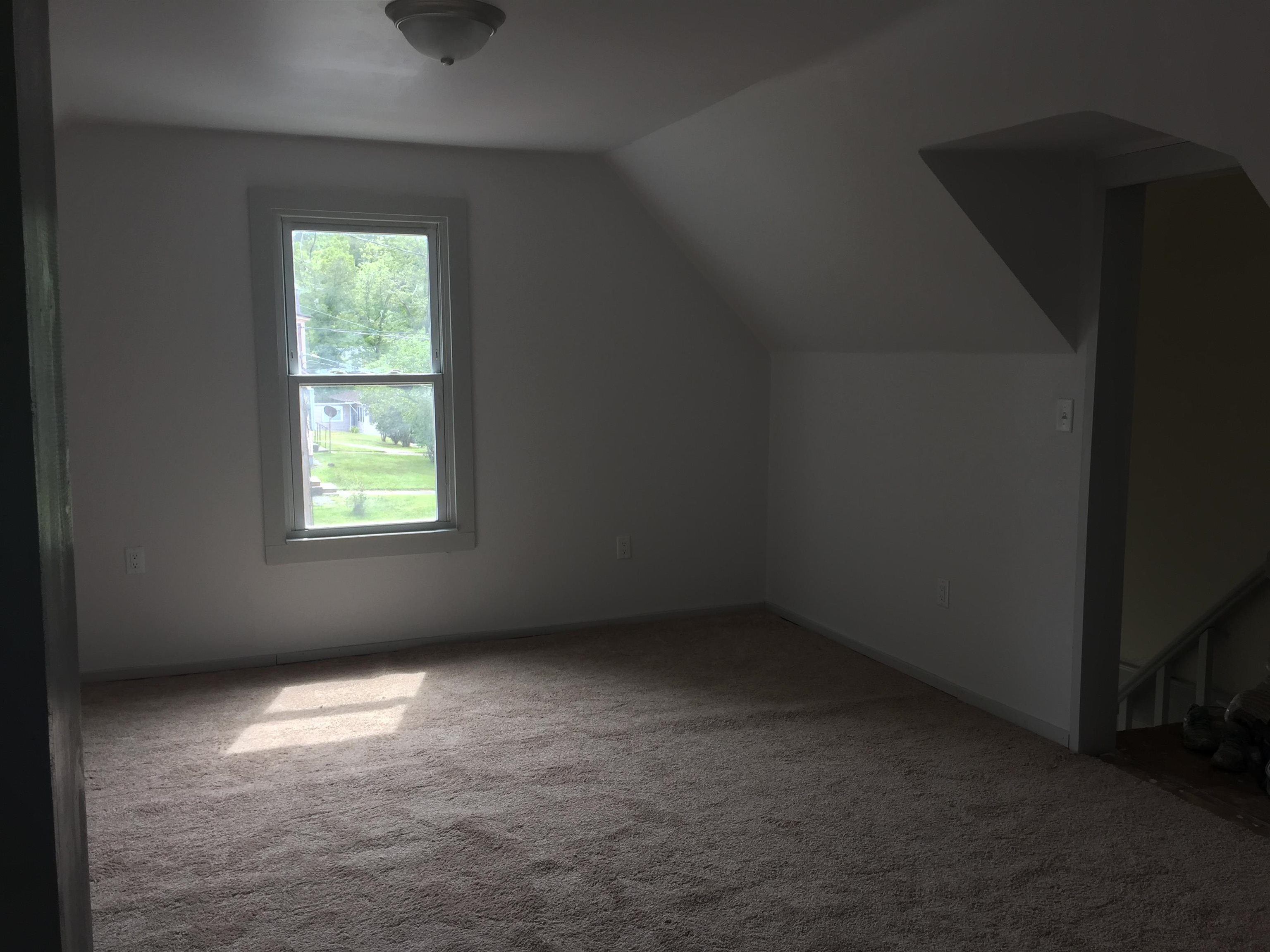 Hardwick, Vermont 05843, United States, 6 Bedrooms Bedrooms, ,Residential,Active,98828