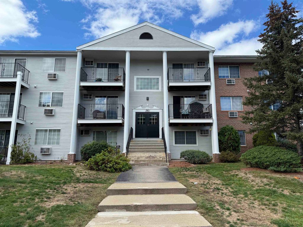 Photo of 383 Huse Road #05, Manchester, NH 03103 (MLS # 5069943)