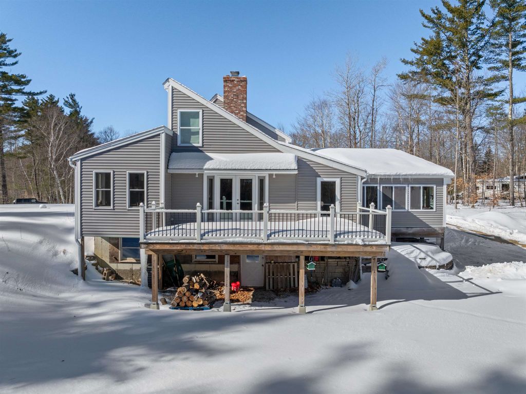 Photo of 95 Vista Heights, Tilton, NH 03276 (MLS # 5076805)