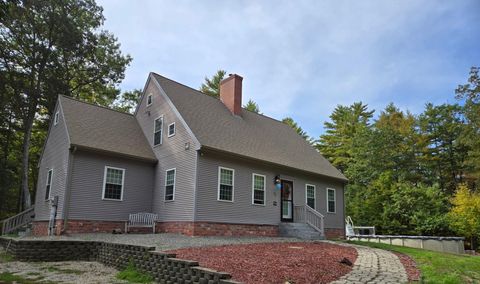 Photo of 98 Copp Drive, Fremont, NH 03044 (MLS # 5063679)