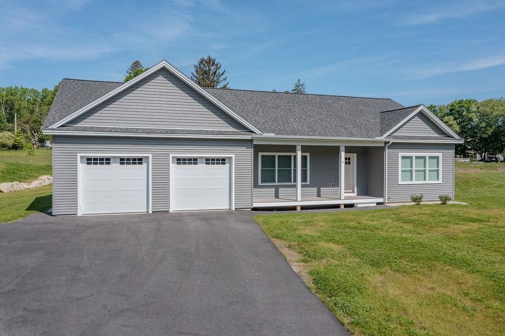 Photo of 5 Midmark Lane, Concord, NH 03301 (MLS # 5067462)