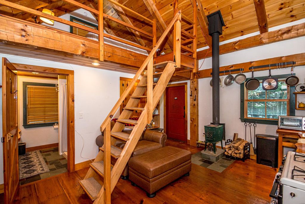 Photo of 3 Chellie Lane, Northumberland, NH 03582 (MLS # 5072403)