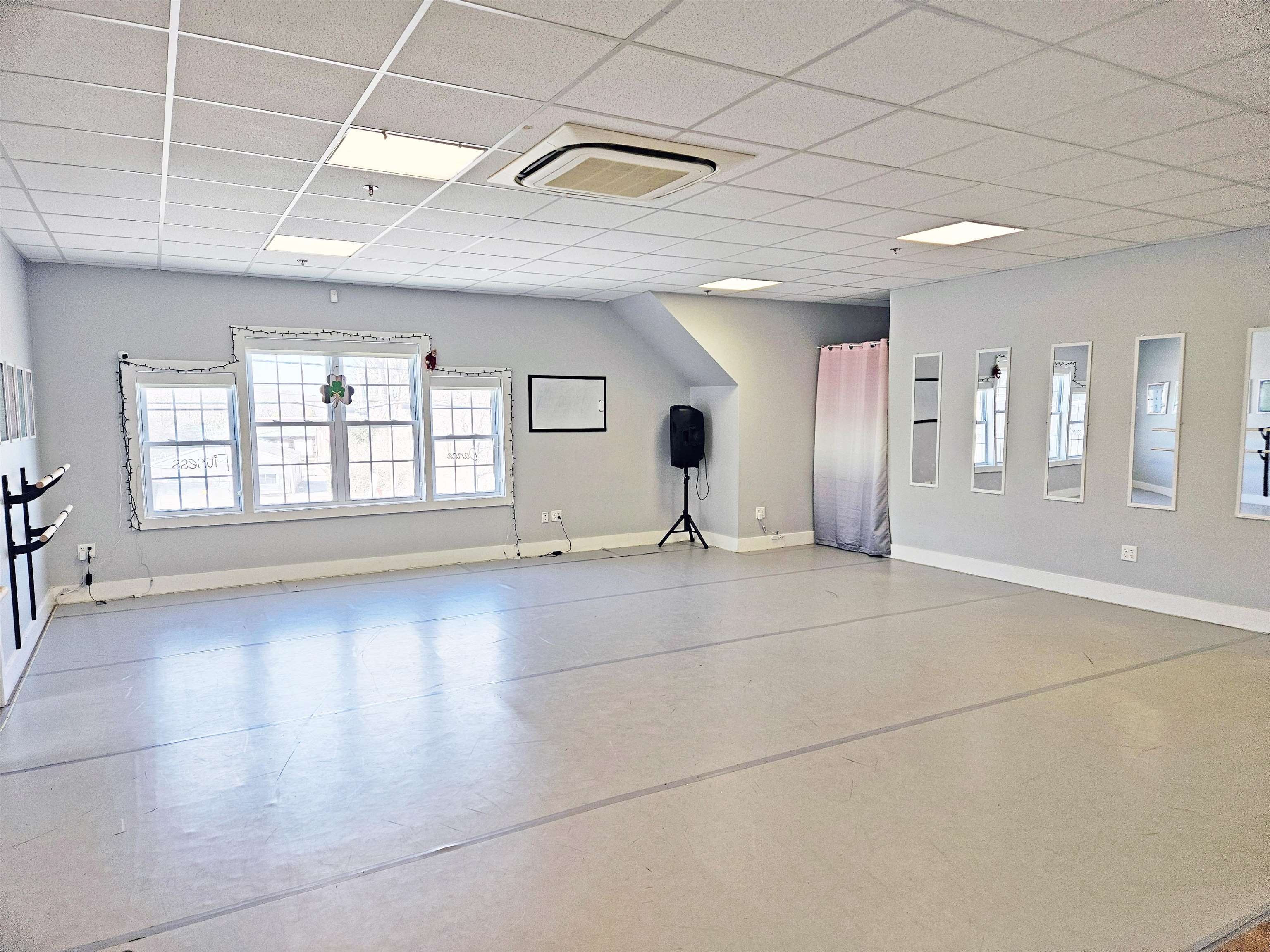 437 Portsmouth Avenue 1