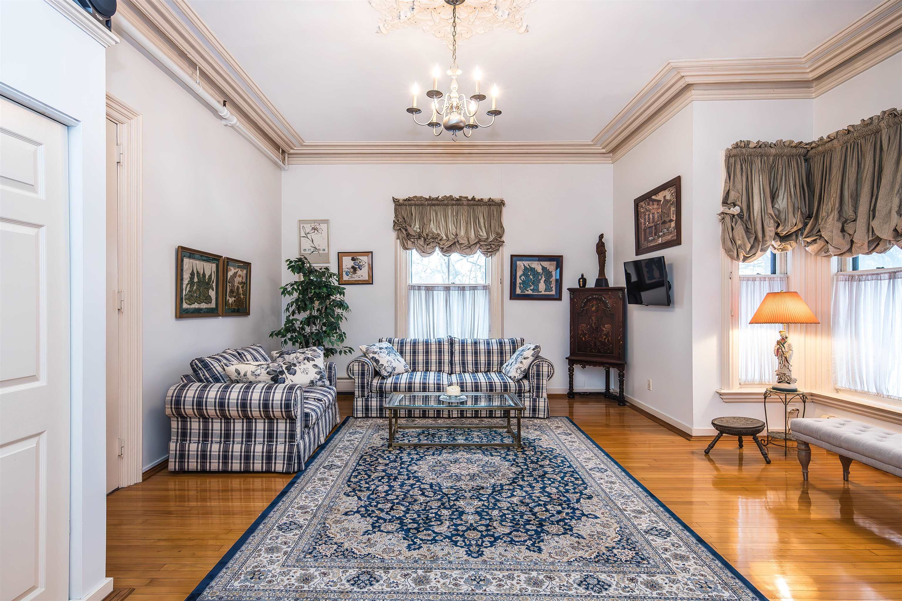 24 South Main Street 2