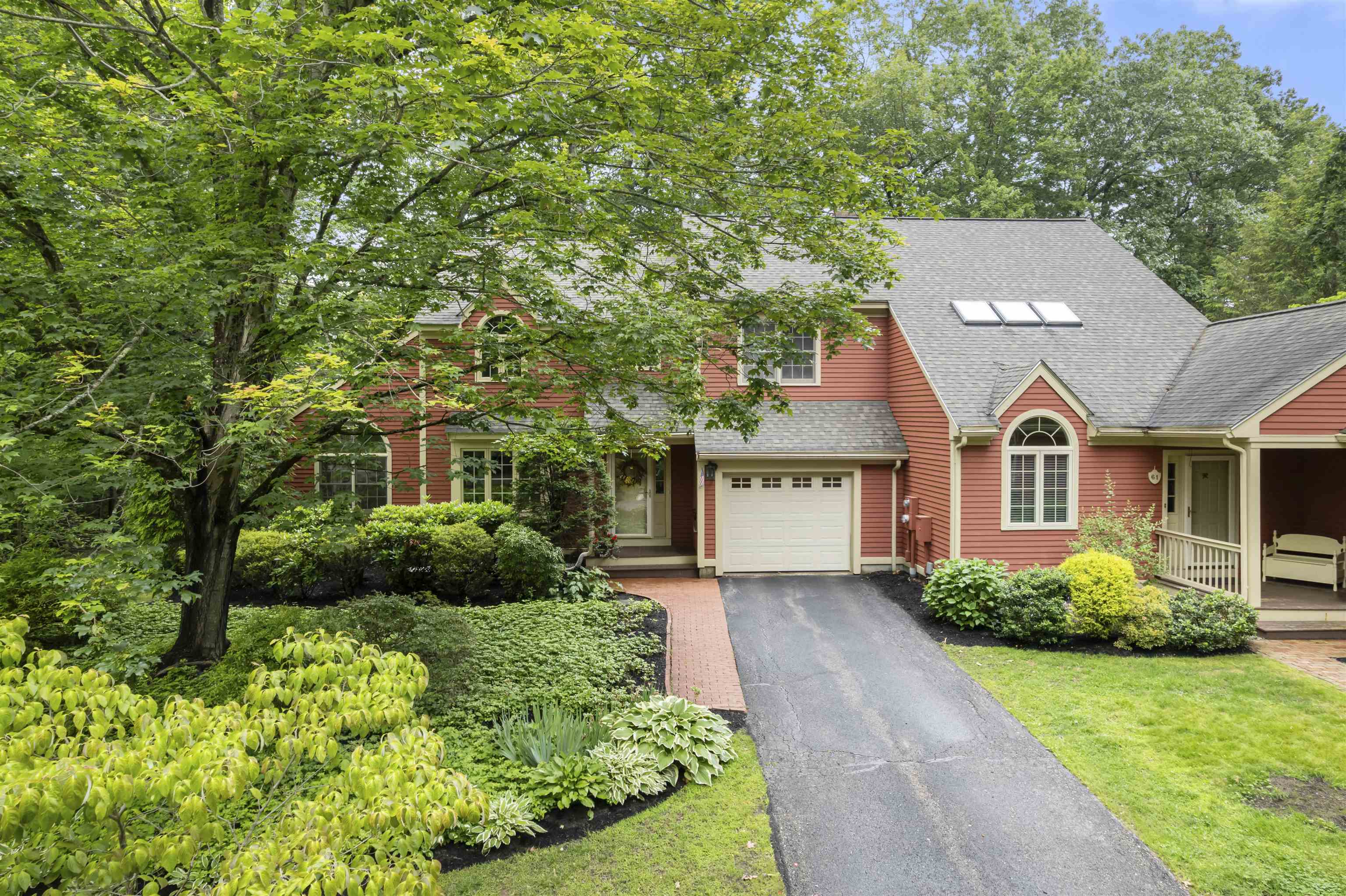60 Peninsula Drive