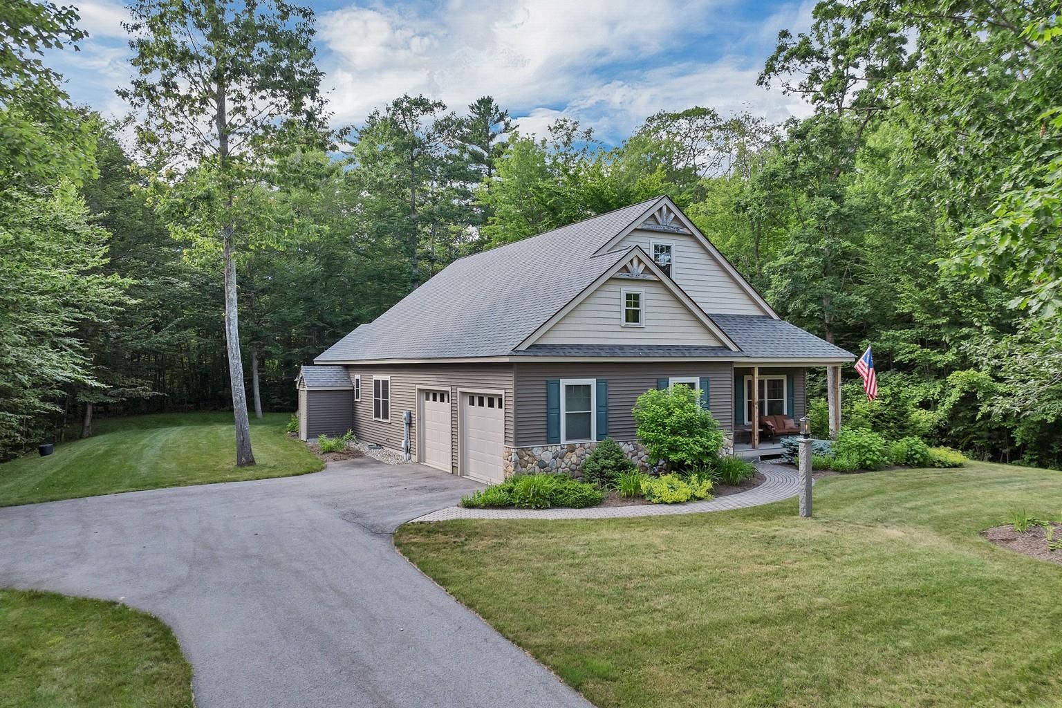 62 Ambrose Way
