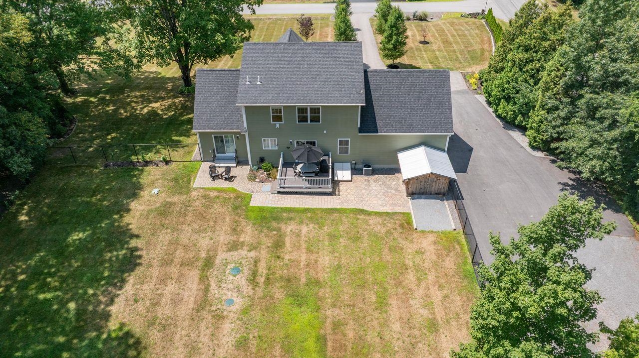 2 Fieldstone Drive
