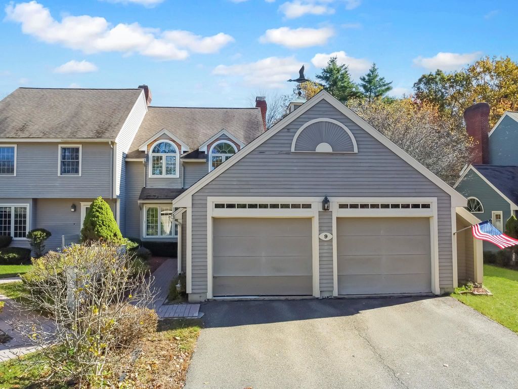 Photo of 9 Hickory Pond Lane #9, Atkinson, NH 03811 (MLS # 5067924)