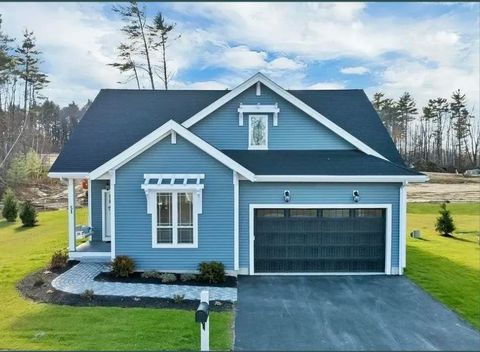 209 Lady Walsingham Way Laconia NH 03246