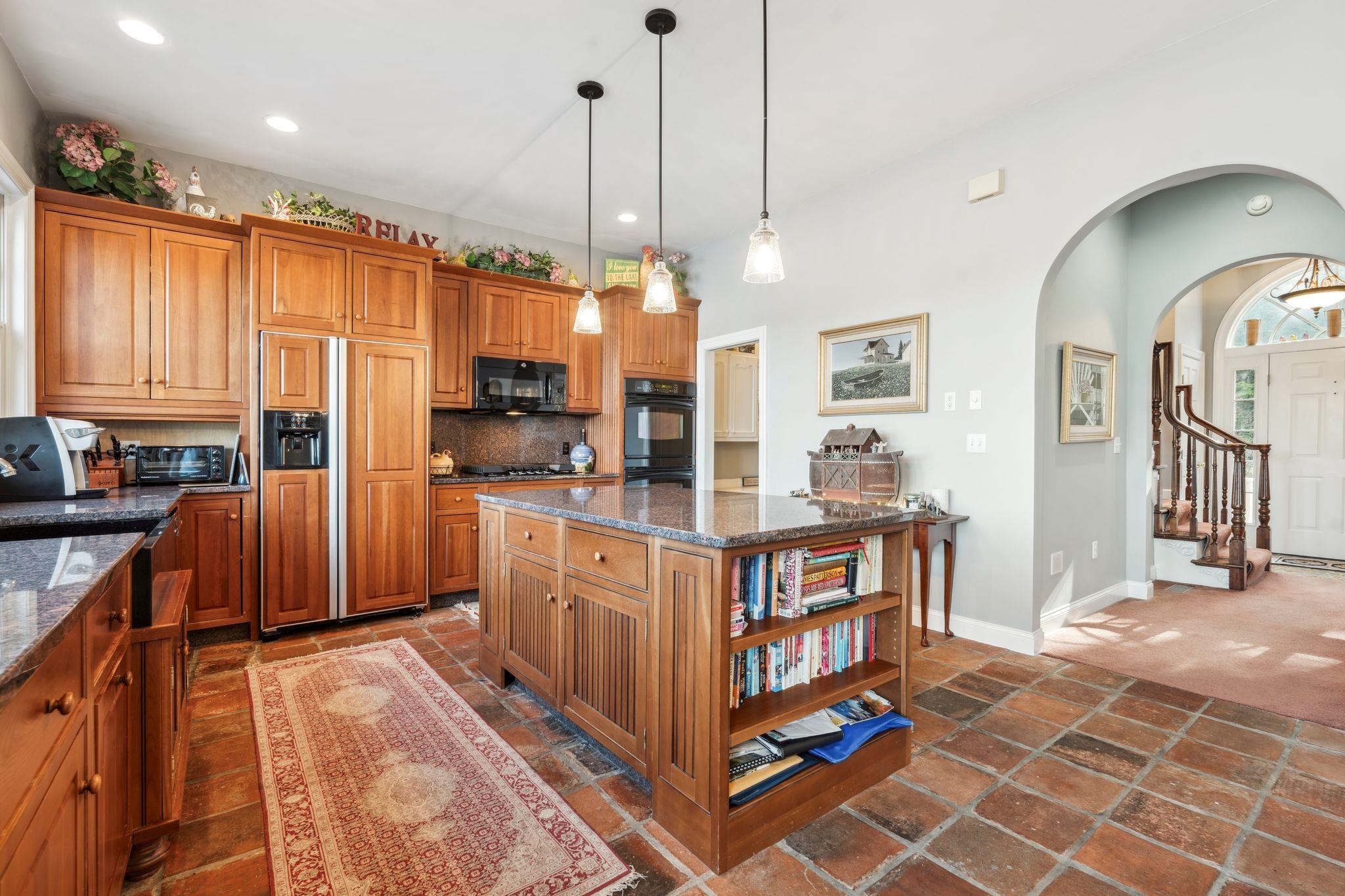 Sunapee, New Hampshire 03782, United States, 5 Bedrooms Bedrooms, ,5 BathroomsBathrooms,Residential,Active,100047