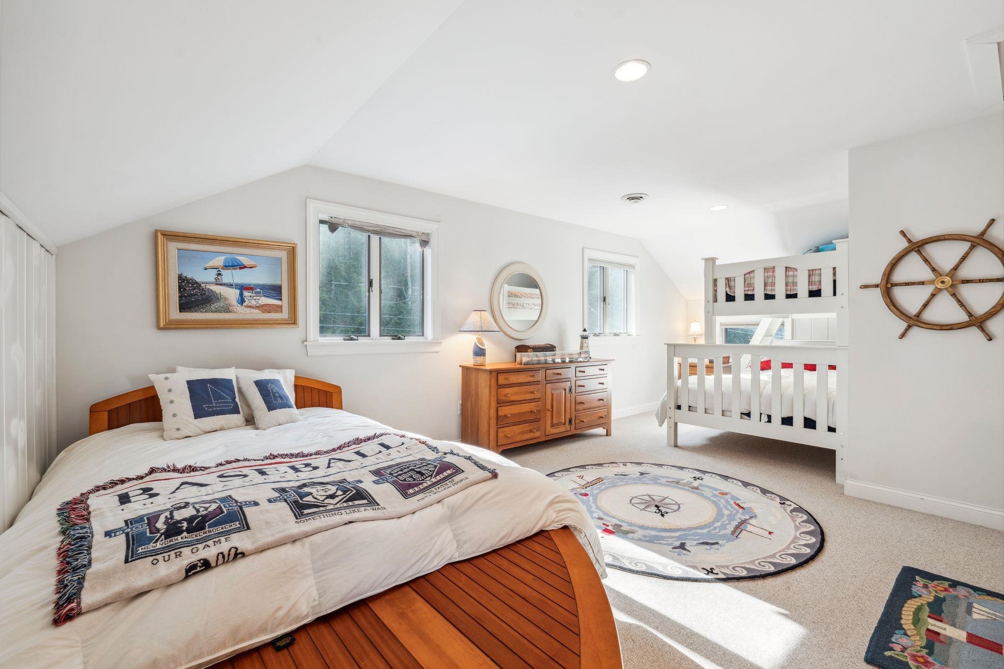 Sunapee, New Hampshire 03782, United States, 5 Bedrooms Bedrooms, ,5 BathroomsBathrooms,Residential,Active,100047