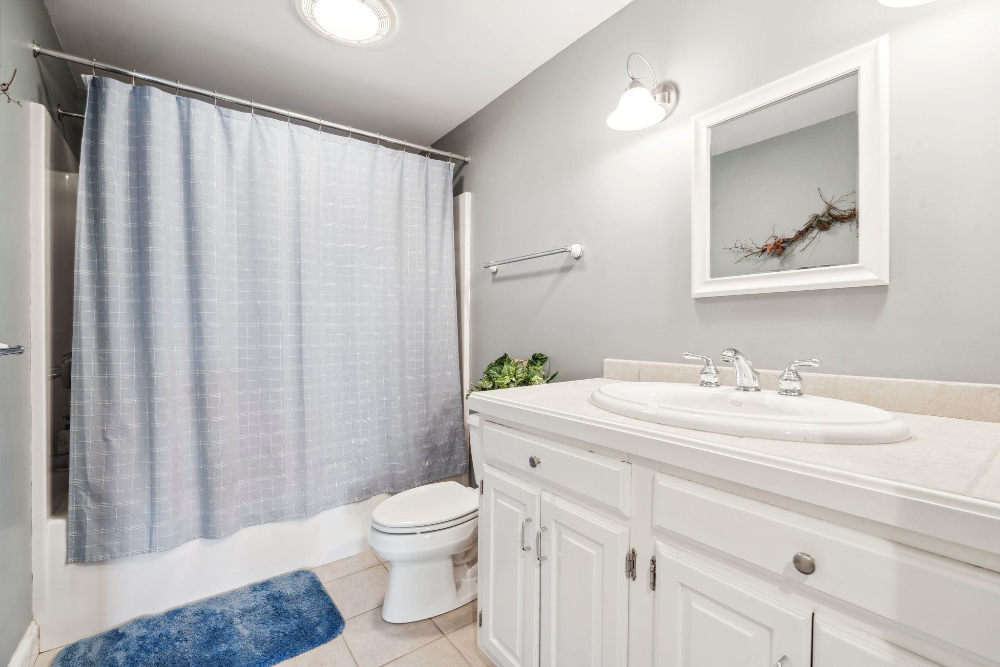 Sunapee, New Hampshire 03782, United States, 5 Bedrooms Bedrooms, ,5 BathroomsBathrooms,Residential,Active,100047