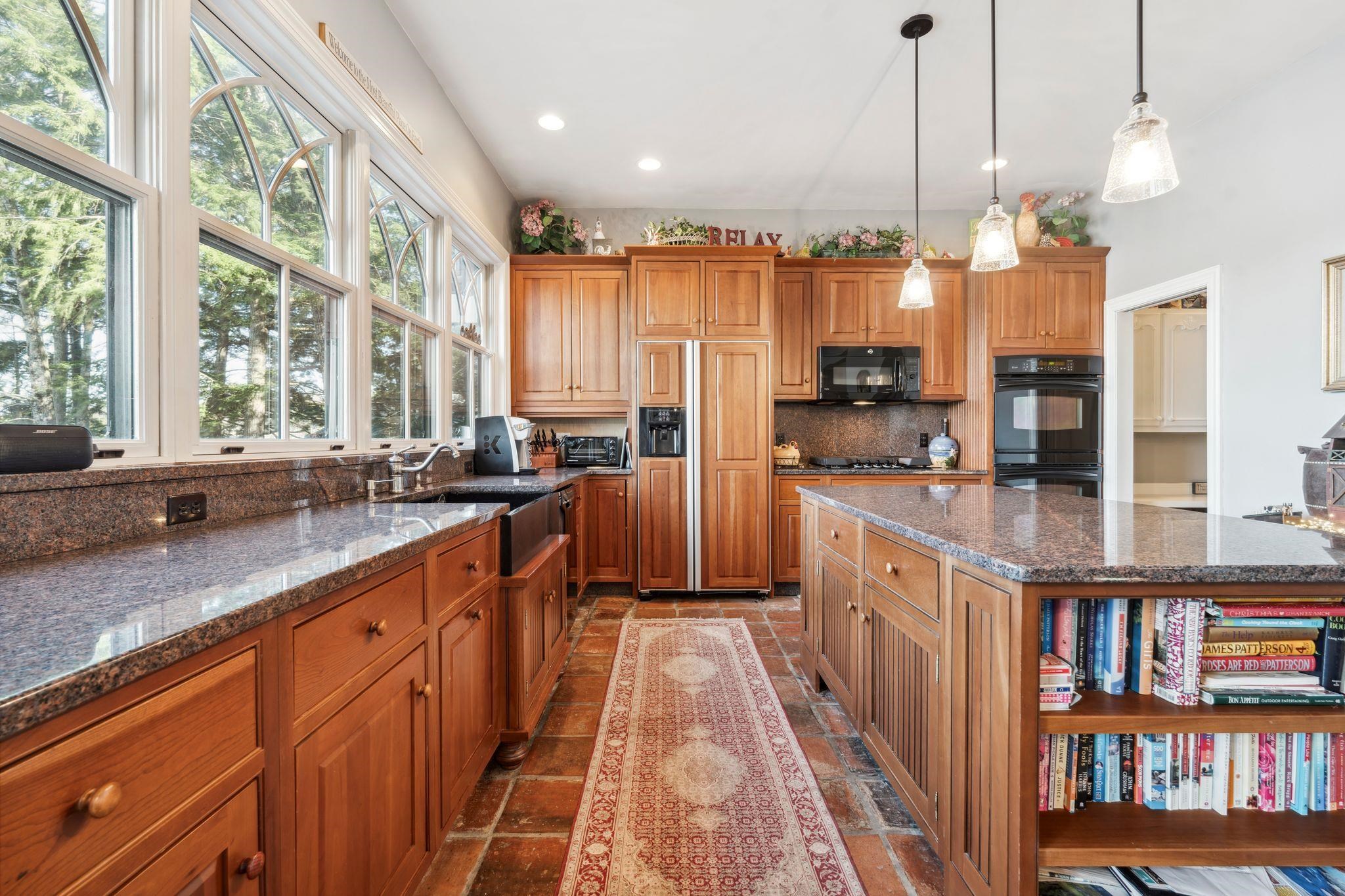 Sunapee, New Hampshire 03782, United States, 5 Bedrooms Bedrooms, ,5 BathroomsBathrooms,Residential,Active,100047