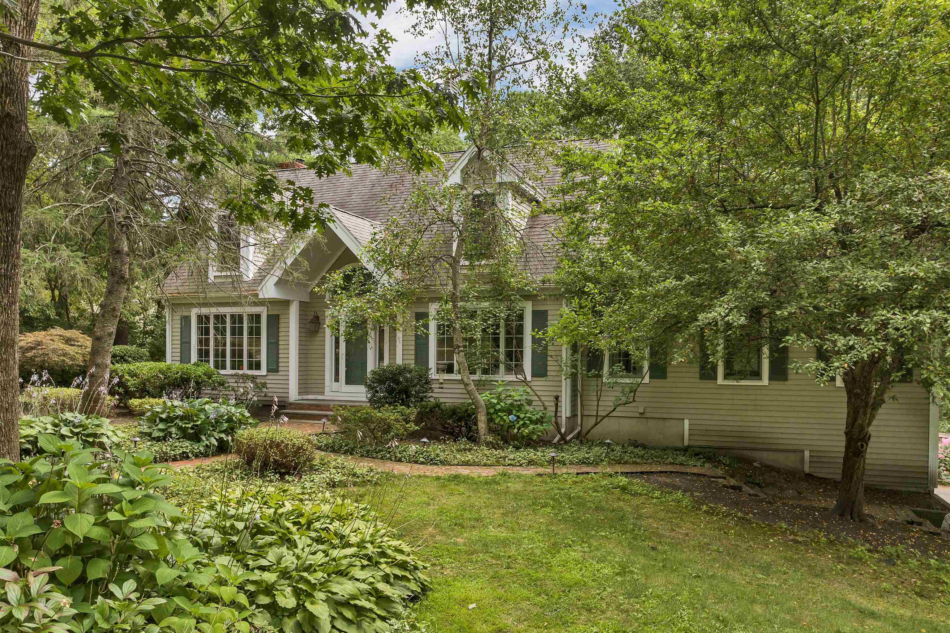 46 Buckminster Way