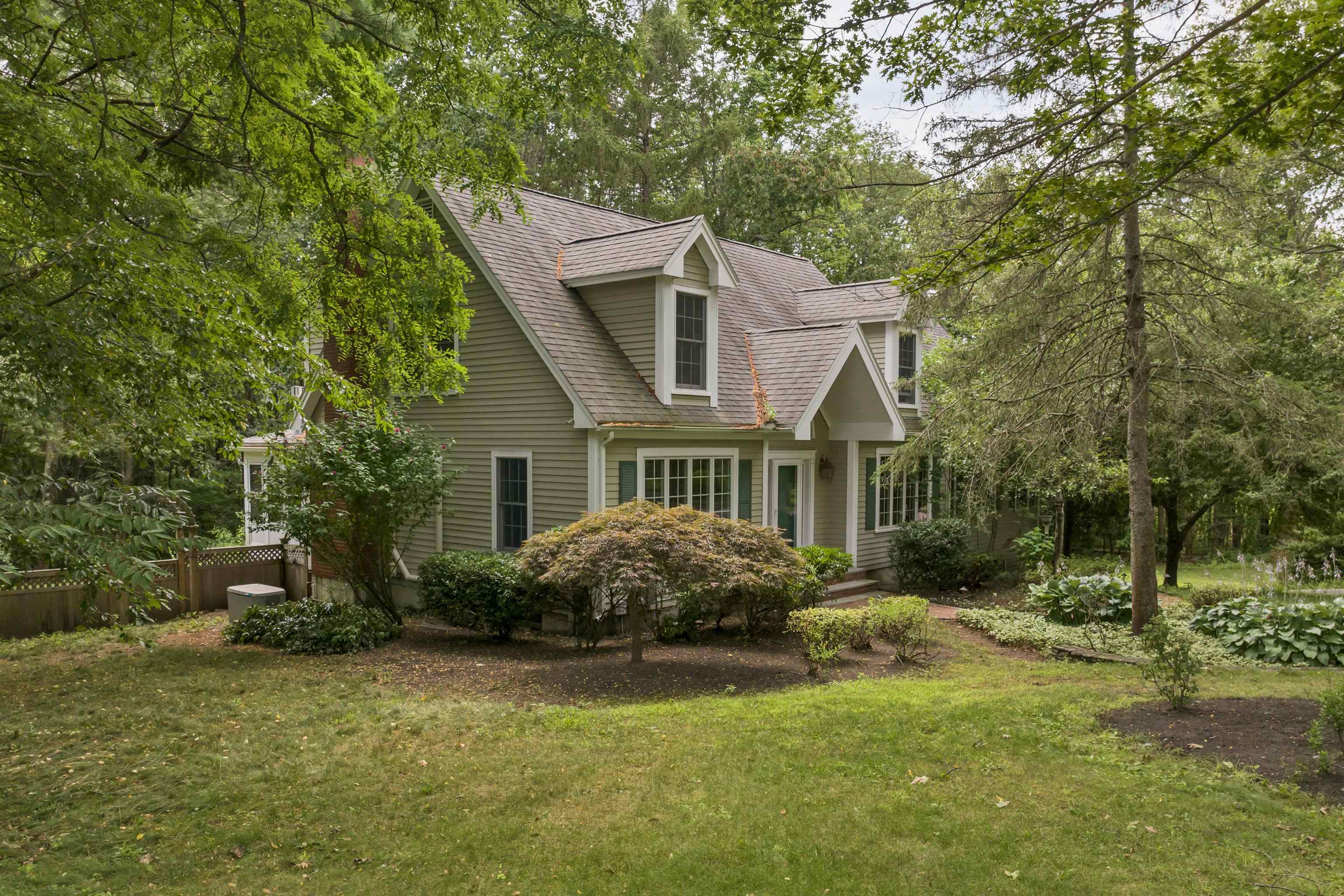46 Buckminster Way