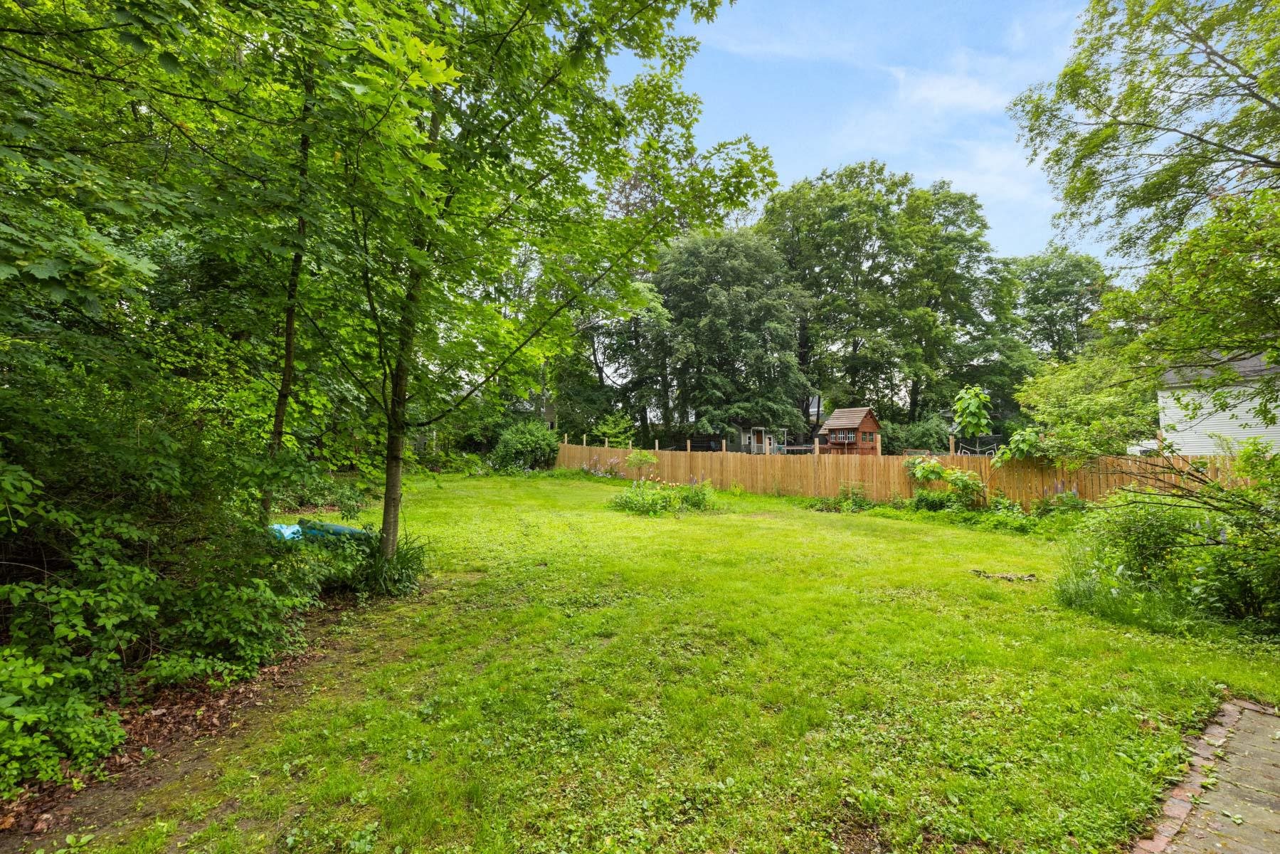 163B Locust Street