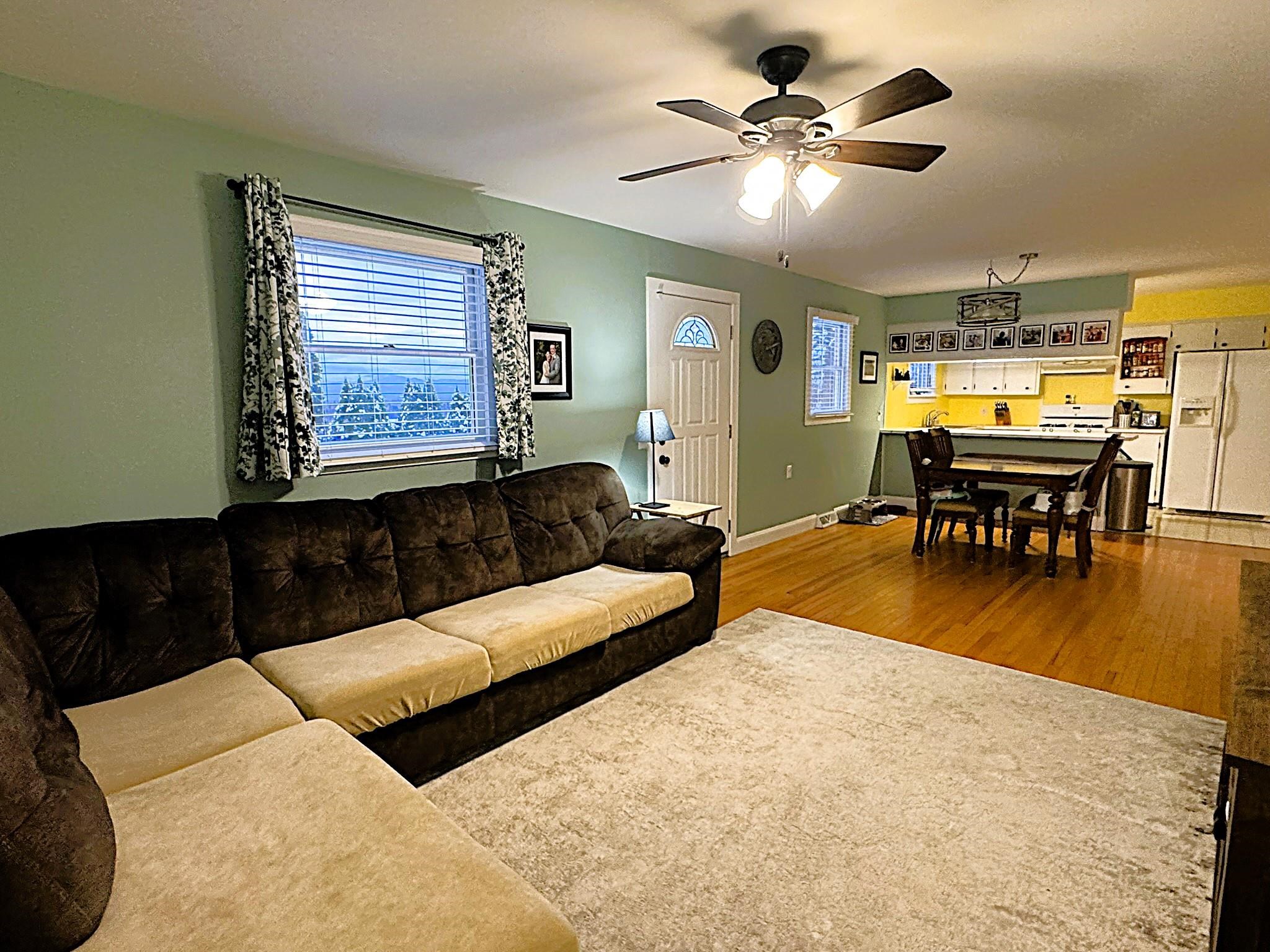 Addison, Vermont 05491, United States, 3 Bedrooms Bedrooms, ,1 BathroomBathrooms,Residential,Active,252069