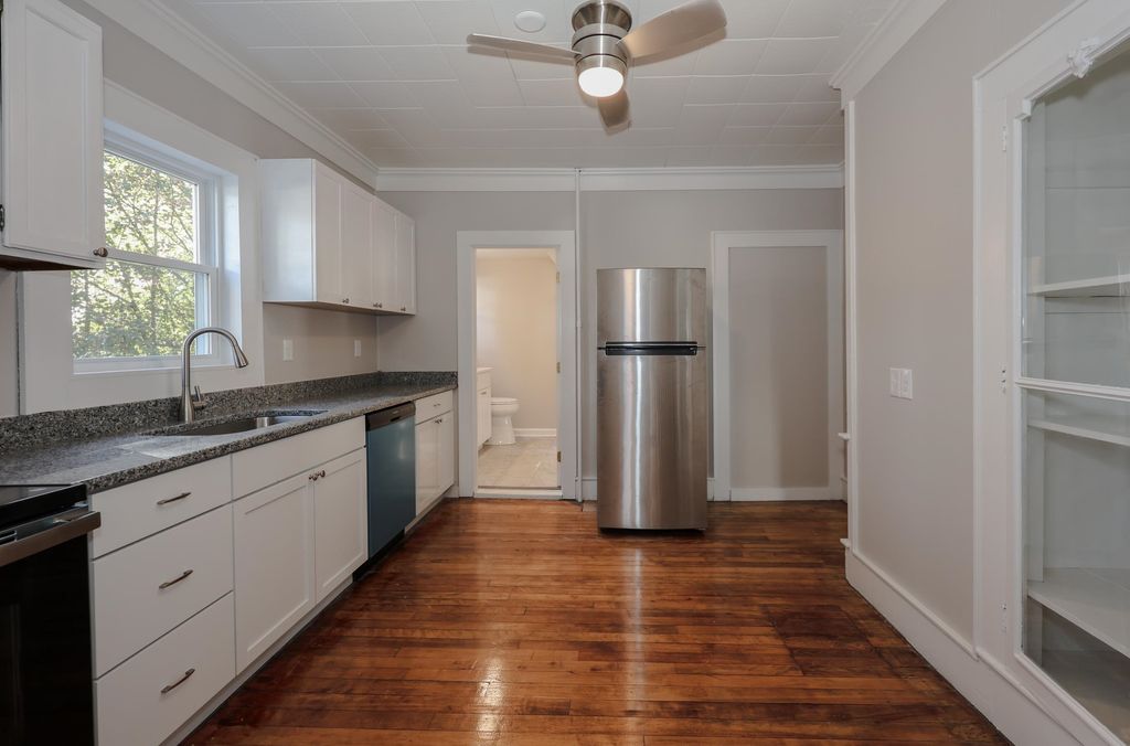 Photo of 107 Arlington Street #A, Manchester, NH 03104 (MLS # 5066997)