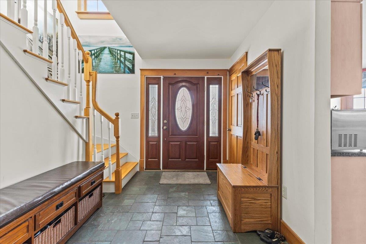 Shoreham, Vermont 05770, United States, 4 Bedrooms Bedrooms, ,3 BathroomsBathrooms,Residential,Pending,21581