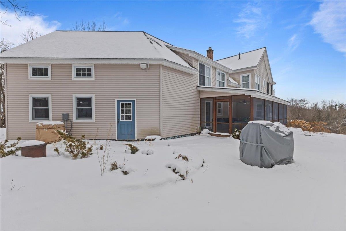 Shoreham, Vermont 05770, United States, 4 Bedrooms Bedrooms, ,3 BathroomsBathrooms,Residential,Pending,21581