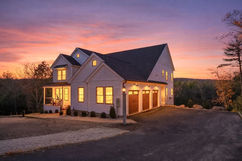 Photo of 18 Sprague Mill Road, Bedford, NH 03110 (MLS # 5075766)