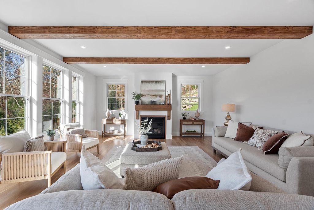 Photo of 18 Sprague Mill Road, Bedford, NH 03110 (MLS # 5075766)