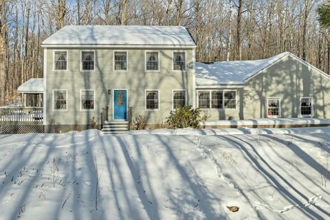 Photo of 9 Birchview Terrace, Hanover, NH 03755 (MLS # 5078914)