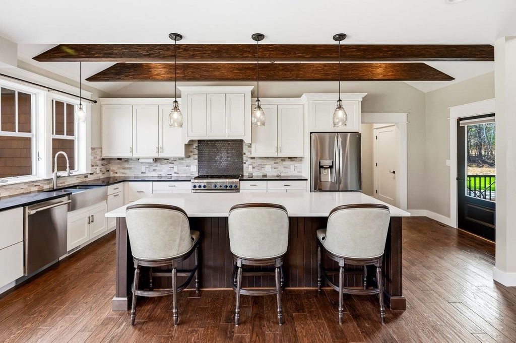 Photo of 177 Winnicut Road, Greenland, NH 03840 (MLS # 5085289)