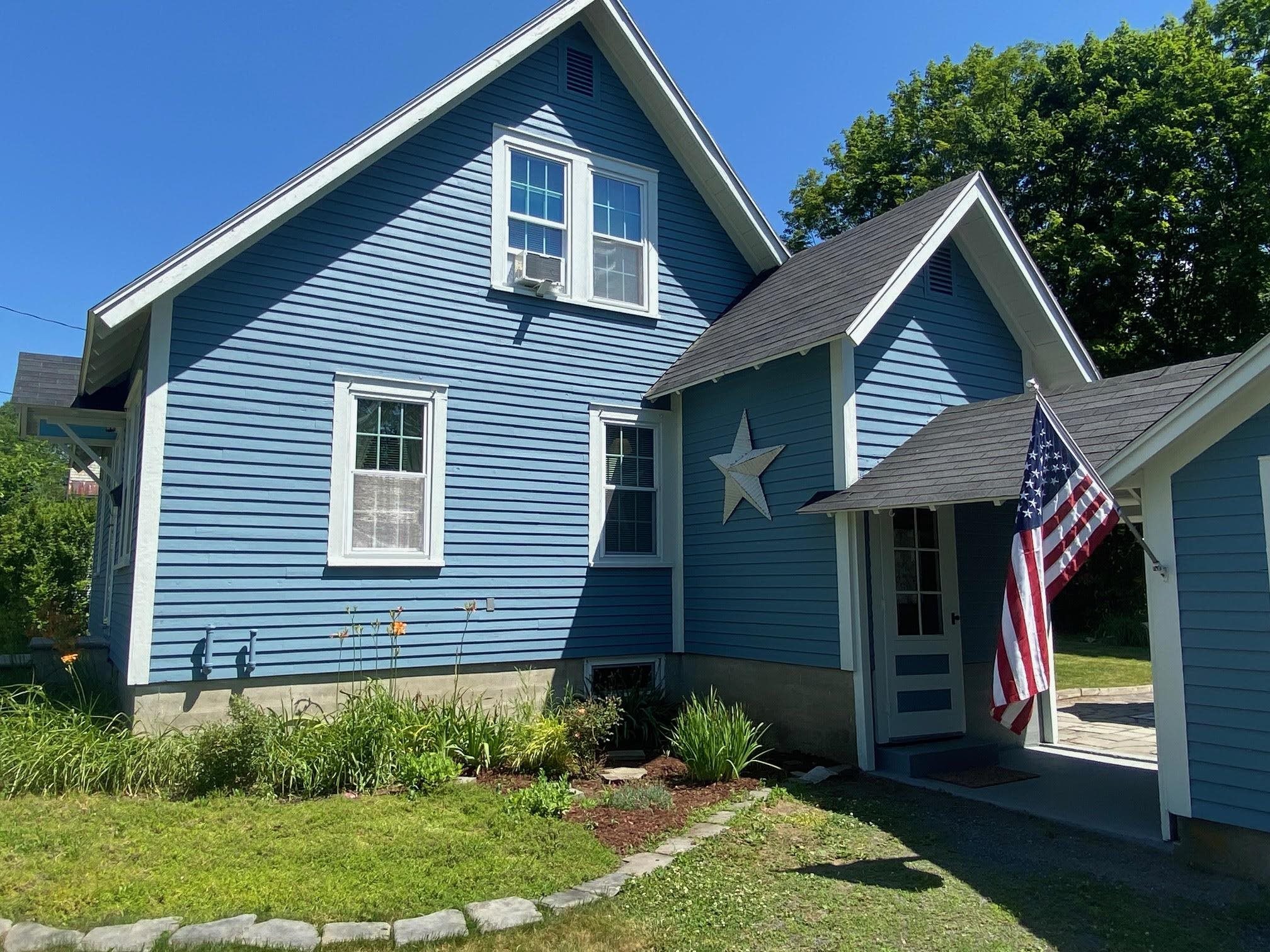34 Dewey Street
