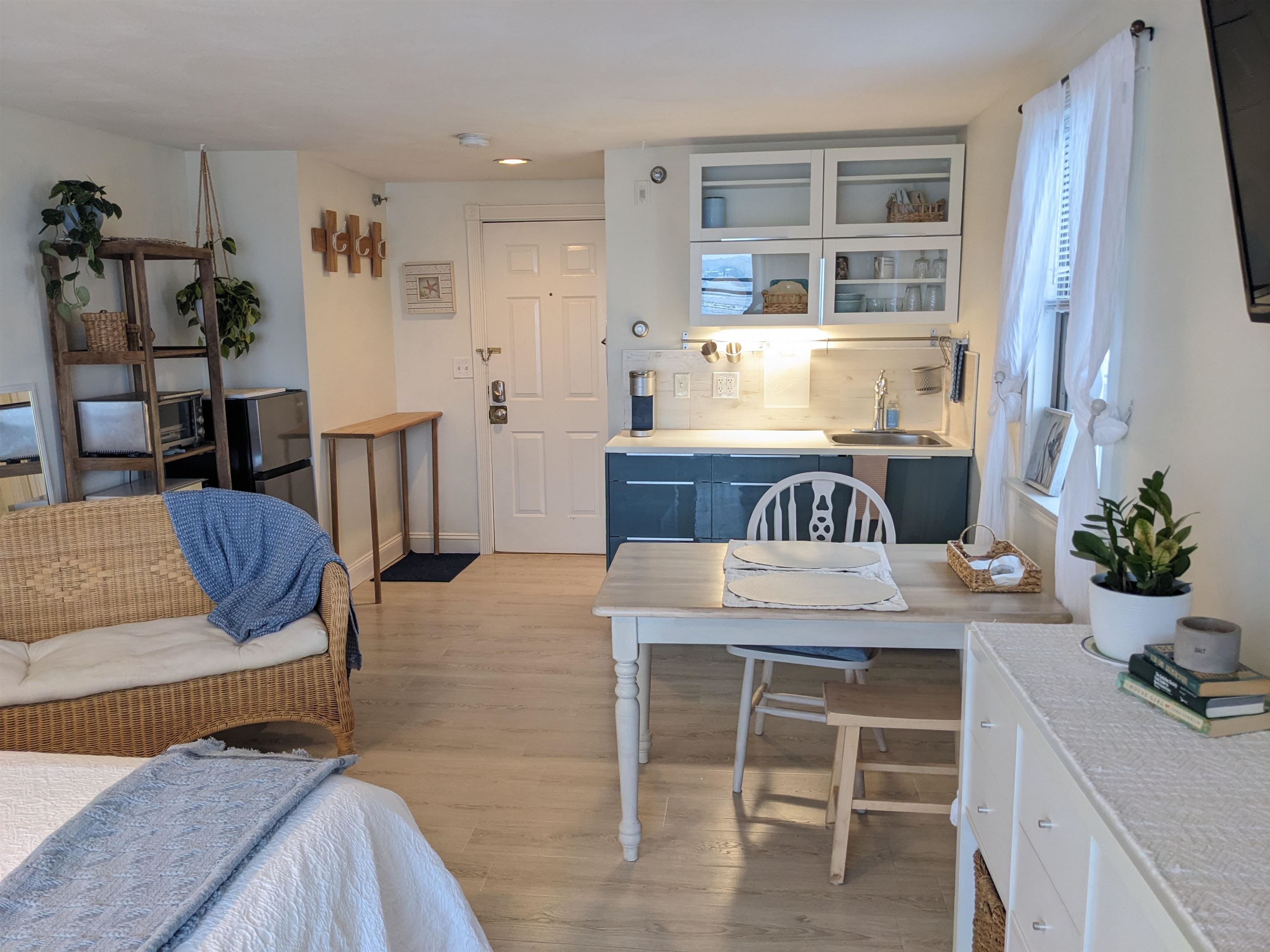 415 Ocean Boulevard 1D