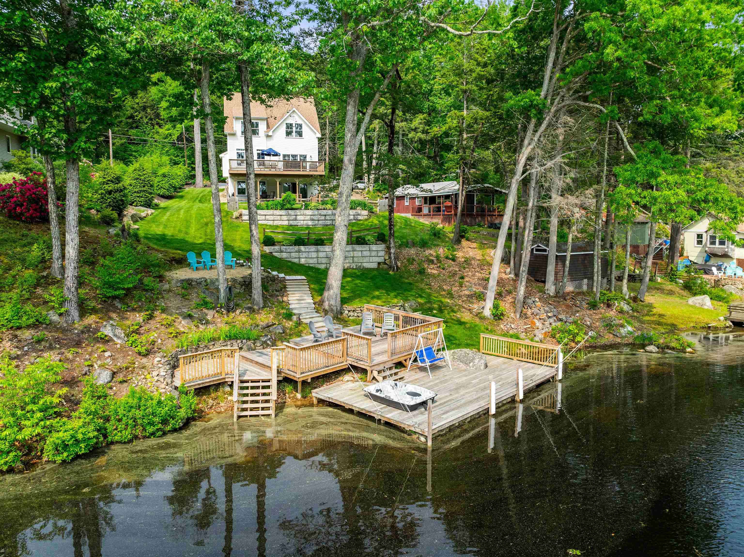 71 Lakeview Drive