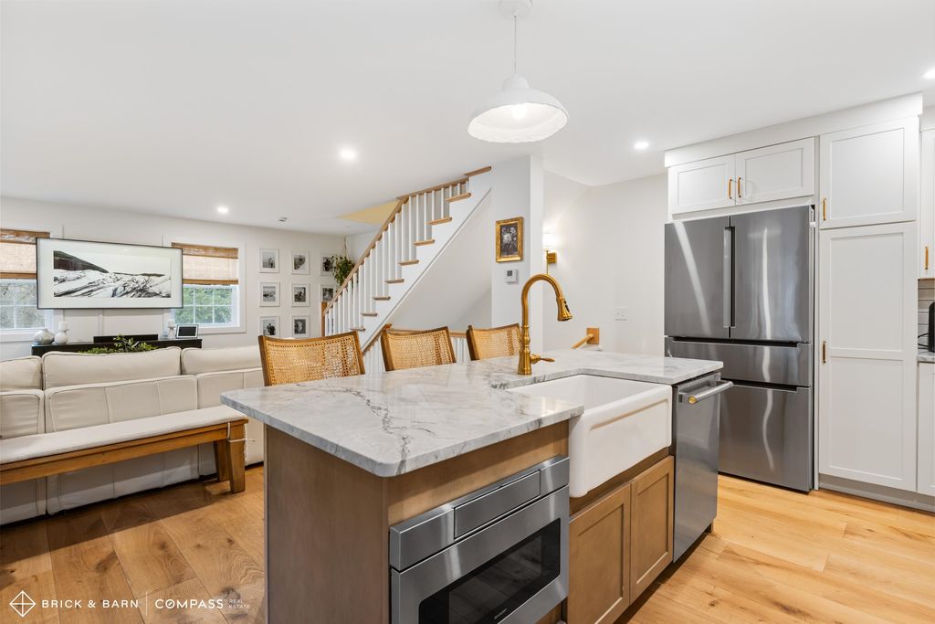 Photo of 72 Woodbury Avenue #1, Portsmouth, NH 03801 (MLS # 5088416)