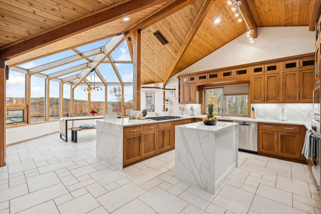 Photo of 141 Lakewood Drive, Alton, NH 03810 (MLS # 5069543)