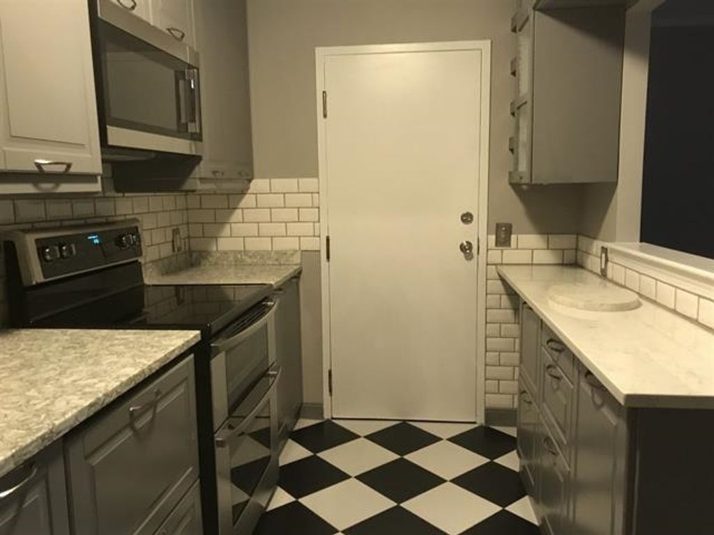 Photo of 13 Strawberry Bank Road #18, Nashua, NH 03062 (MLS # 5083374)