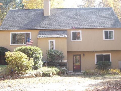 41 Westside Drive Atkinson NH 03811