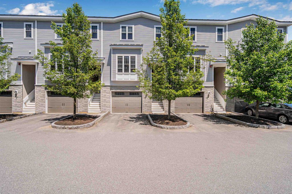 Photo of 35 Callaway Drive #6, Concord, NH 03301 (MLS # 5078238)