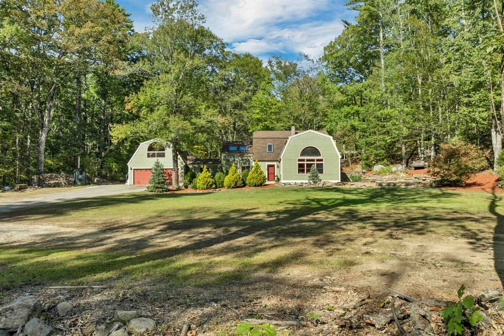Photo of 163 Estes Road, Rochester, NH 03867 (MLS # 5062809)