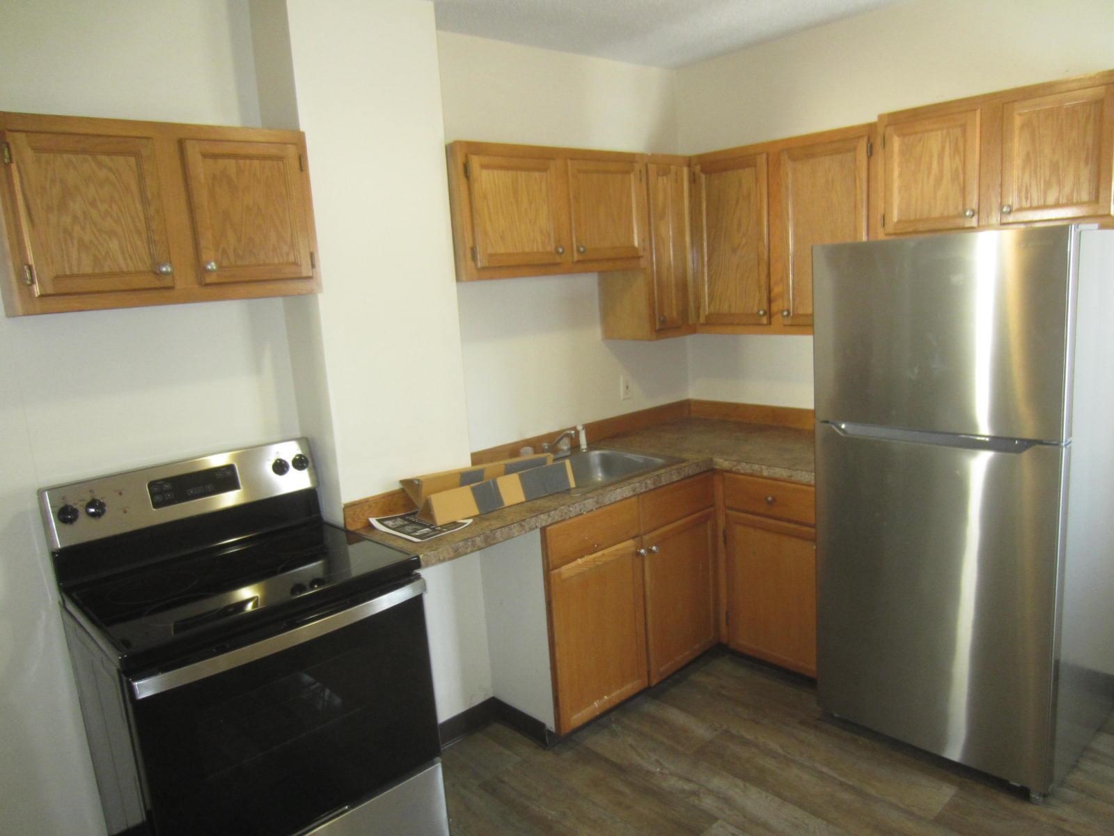 Manchester, New Hampshire 03103, United States, 6 Bedrooms Bedrooms, ,4 BathroomsBathrooms,Residential,Active,191043